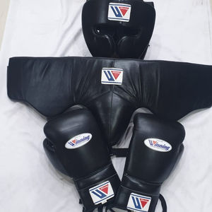 Conjunto de Sparring naranja mate hecho a medida de calidad superior y nueva en cuero original - Product Image 2