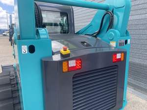 Chargeuse compacte sur pneus Sunward SWTL4528 2025 – Moteur Kubota Spartan 4.6T, pompe hydraulique Parker, garantie 4 ans, haute efficacité - Product Image 4