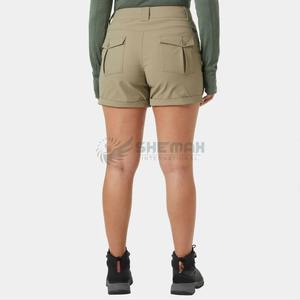 Nouveauté Shorts de sport légers à séchage rapide pour femmes Conception de logo personnalisée Vêtements de sport confortables et respirants pour le fitness - Product Image 2