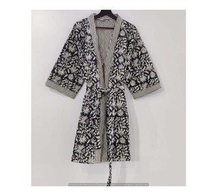Vente en gros de robes matelassées en coton grande taille design floral faites à la main style kimono traditionnel veste de bain d'été naturelle automne printemps - Product Image 1