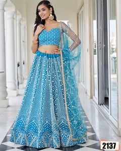 Lehenga choli & dupatta ตาข่ายผีเสื้อออกแบบโดยดีไซเนอร์เอเวอร์กรีนพร้อมด้ายคอตตอนสีขาวปักลำดับซัพพลายเออร์ทำงานของอินเดีย - Product Image 3