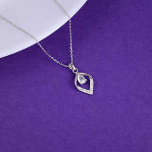 GIVA Jewellery Pendentif Silver Bling Queen avec chaîne à maillons Collier élégant en diamant - Product Image 2