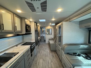 New 2026 T-h-o-r C-o-l-e-m-a-n 22E-Z-F RV Travel Trailers for Comfortable Rv-Travelling - Product Image 6