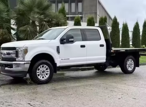 ราคาขายส่ง ปี 2019 รถฟอร์ด F-350 SD XLT 4x4 แค็บคู่ เครื่องดีเซล พร้อมพื้นที่บรรทุกแบบเรียบ 8 ฟุต พวงมาลัยซ้าย/ขวา จัดส่งทั่วโลก - Product Image 6