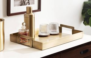 Plateau en métal rectangulaire avec poignées Plateau décoratif et de service pour la maison, l'hôtel et les cadeaux - Product Image 4