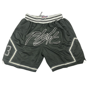 Sublimation personnalisée en gros 5 pouces entrejambe vierge maille Shorts hommes avec poches respirant mode pantalons de survêtement été maille court - Product Image 3