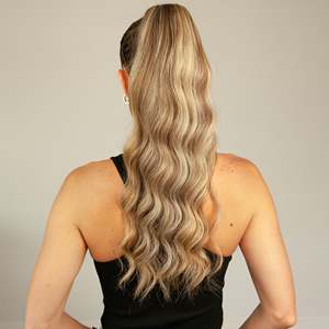 ผมต่อหางม้าแบบอินเดียแท้ สีบลอนด์ประกายเทา 18A แบบผสม  ทรงผมหยิกและตรง - Product Image 4