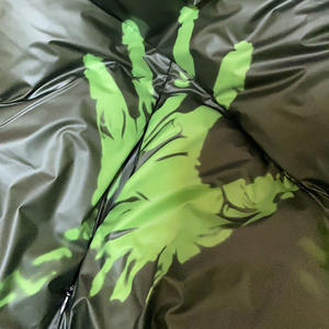 Veste d'hiver pour homme personnalisée, logo, veste changeante de couleur, sensible à la chaleur, veste matelassée à changement de couleur réactive à la chaleur, Haus Industries - Product Image 3