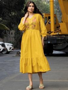 Robe indienne élégante en coton faite à la main, robe de soirée à la mode pour femme, tenue d'été pour mariée, cadeau personnalisé, robe en solde - Product Image 2