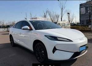 Voiture d'occasion BYD E7 SEDAN CAR 2026 propre et bien entretenue, prête à être expédiée - Product Image 2