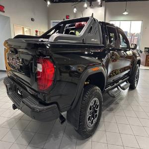 MEJOR PRECIO PARA GMC Canyon AT4X 2024 - Product Image 3