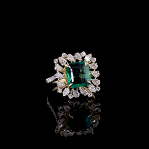 Anillo de Esmeralda Cultivada en Laboratorio con Diamantes Redondos y en Forma de Pera, Anillo Elegante para Fiestas, Regalo de Aniversario de Bodas - Product Image 1