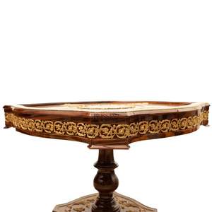 Mesa de Entrada Clásica de Lujo con Incrustaciones de Madera y Detalles de Latón - Product Image 6