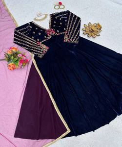 ชุดสูทปักลายผ้าวิสคอสแบบหนาทำจากผ้าไหมสไตล์นักออกแบบบอลลีวูดทั่วโลกขายส่ง - Product Image 5