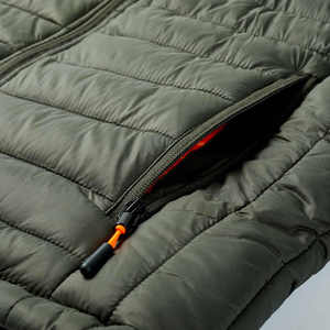 Chaqueta acolchada de invierno ligera de nailon 100% personalizada OEM para hombre, chaqueta acolchada de talla grande para uso en invierno, ropa informal para hombre - Product Image 4