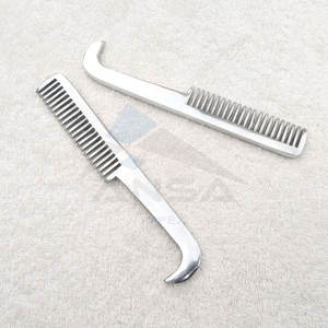 Peine de melena de acero inoxidable, kit de aseo de caballos todo en uno con limpiador de pezuña para uso diario - Product Image 1
