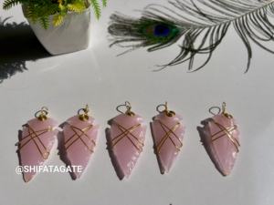 Beautiful Rose Quartz Arrow Pendant Necklace Natural Gemstone Feng Shui Style Gold Plated Wire Wrapped Pendant Pattern <b>Pillar</b> - Product Image 3