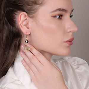 ต่างหูระย้ารูปผีเสื้อสีฟ้าทำด้วยมือ | งานแต่งงานของผู้หญิงชุบทอง18K สุดหรู | ผู้ส่งออกผู้ผลิตจากอินเดีย - Product Image 5