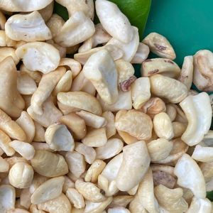 ถั่วเม็ดมะม่วงหิมพานต์แบบเม็ดมะม่วงหิมพานต์จากเวียดนามเคอร์เนล Ww320เม็ดมะม่วงหิมพานต์จัมโบ้บรรจุภัณฑ์แบบกำหนดเอง - Product Image 1