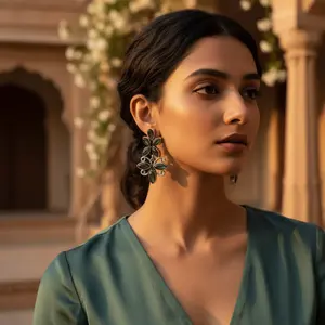 Boucles d'oreilles pour femmes en argent 925 avec labradorite, fleur de perle et diamant, bijoux géométriques tendance en or rose pour mariage ou fête - Product Image 1