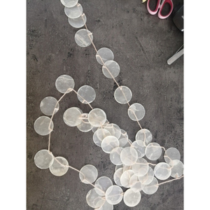 \ Vente en gros exclusive naturelle de rideaux en nacre fabriqués à la main: rideaux de coquillages uniques de carillons éoliens Capiz - Product Image 6