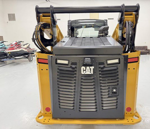 Chargeuse compacte sur chenilles Cat 275 XE avec attache de broyeur forestier, machine de construction compacte haute performance pour travaux lourds - Product Image 4