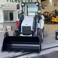 Chargeuse compacte sur chenilles en caoutchouc Hidromek Mini Diesel HMK 99kg 4x4 avec pelle rétrocaveuse, boîte de vitesses, pompe et godet - Product Image 1