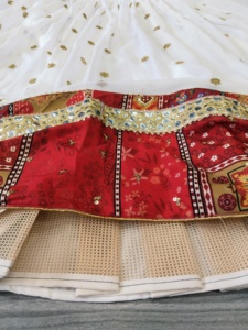 Hermoso último diseñador Navratri Lehenga con hermosas lentejuelas pesadas con hermosa impresión digital - Product Image 5