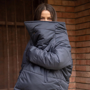 Abrigo de invierno acolchado de lujo Chaqueta cálida elegante de calidad superior para mujer - Product Image 1