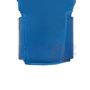 Gants de gardien de but de football en latex de qualité professionnelle pour hommes et femmes, gants de sport en cuir respirant, doigts protecteurs, OEM - Product Image 4