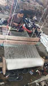 พรมเชนดีทำมือสไตล์โมเดิร์นจากผ้าฝ้ายรีไซเคิล พร้อมแผ่นรองกันลื่นจากปอกระเจา สำหรับตกแต่งห้องนั่งเล่นและบ้าน - Product Image 5