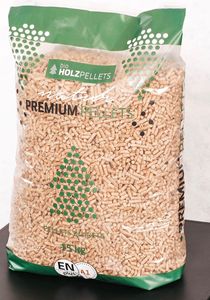 Venta al por Mayor de Fábrica, Precio Económico, Pellets de Madera de Pino y Haya EN Plus-A1 de 6mm/8mm en Bolsas de 15kg - Product Image 5