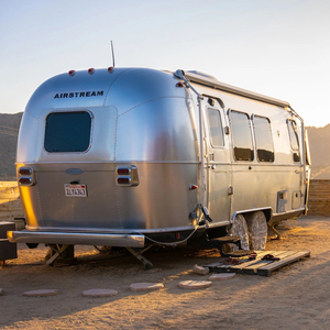 Camper de Aventura con Interior Suave, Extensión de Cama y Capacidades Todoterreno, Perfecto para Actividades al Aire Libre - Product Image 5