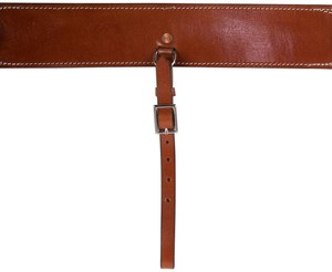 Cincha de Cuero de Primera Calidad para Montar a Caballo con Acolchado Suave y Hebilla de Rodillo de Acero Inoxidable a un Precio Accesible - Product Image 1