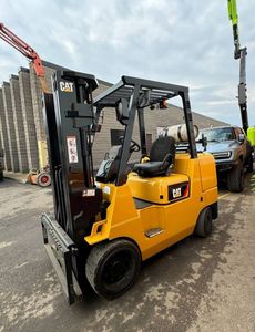 CHARIOT À FOURCHE PNEUMATIQUE CAT IC GP15N 4X4 - Product Image 3