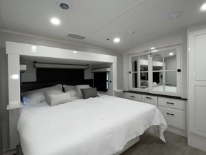 Nouveau Jayco Pinnacle 32RLTS 2026 prêt à la vente - Product Image 4