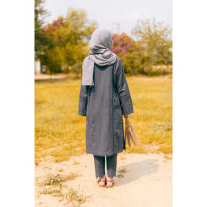 Carbón Vegetal Pequeño y Elegante - Product Image 1