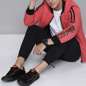 OEM ODM Venta caliente de los hombres de alta calidad de moda de estilo callejero abajo chaqueta acolchada de invierno con capucha chaqueta acolchada chaqueta de bombardero de los hombres - Product Image 6