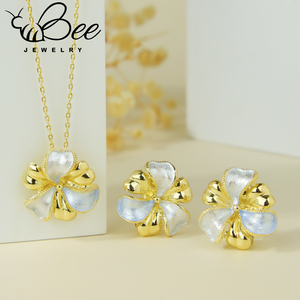Conjunto de collar y aretes florales chapados en oro de 14k de alta calidad, exquisitos conjuntos de joyería africanos para mujer. - Product Image 3