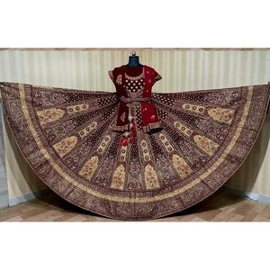 Bán buôn nặng Bridal mặc 12 kali lehenga với 5 M dupatta thêu & zari số lượng lớn Nhà máy cung cấp trong giá rẻ - Product Image 2