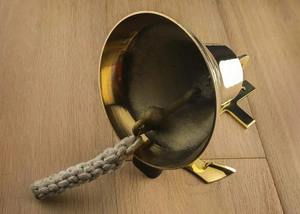 Sonnette de porte en laiton, cloche décorative suspendue en métal pour l'entrée de la maison et l'affichage mural intérieur - Product Image 5