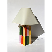 Lampe de table LED en gros, vert sauge, décoration intérieure, base de lampe laquée, conception OEM, emballage personnalisé, chambre à coucher méditerranéenne, HNH Vietnam