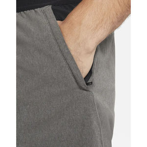 Shorts de sport personnalisés unis en polyester pour homme, entrejambe 5 pouces, pour la course et l'entraînement - Product Image 4