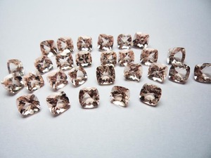 Cojín de piedras preciosas sueltas de morganita Rosa melocotón corte facetado calidad excelente brillo y pulido hermosas piezas para la fabricación de joyas - Product Image 3