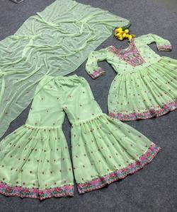 1.สำรวจคอลเลกชันเสื้อผ้าสตรีสุดหรูของเราสำหรับฤดูหนาวที่มีตัวเลือก kurta/kurti ทำจากโพลีเอสเตอร์ให้ความอบอุ่น - Product Image 6