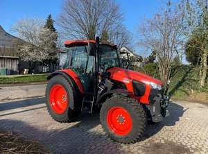 Machinerie agricole KUBOTA Tracteur avec chargeur frontal et pelleteuse à vendre au Royaume-Uni, aux États-Unis et au Chili - Product Image 5