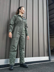 Combinaison de pilote antistatique en méta-aramide IIIA ignifuge vert sauge - Product Image 4