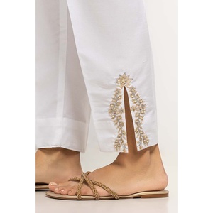 กางเกงคาร์โก้ผ้าไหมแท้ 100% ย้อมสีขาว ปักลาย ระบายอากาศได้ดี รุ่น TR-24-27 ล้างสีแบบพิเศษ สไตล์หวาน ตกแต่งด้วยงานปัก - Product Image 2