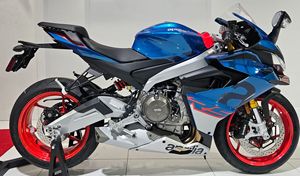 ข้อเสนอที่ดีที่สุดสำหรับรถมอเตอร์ไซค์สปอร์ต Aprilia RS 660 ปี 2027 - Product Image 4