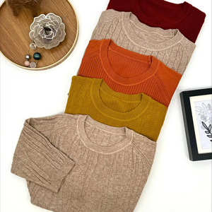 Suéter de mujer de estilo informal de gran venta, Jersey de punto de manga corta para mujer de alta calidad, cuello redondo, prendas de punto para mujer - Product Image 1